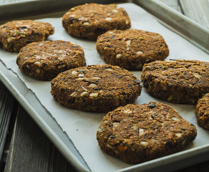 VEGGIE BURGERS: Baked veggie burgers, ready to eat or freeze!