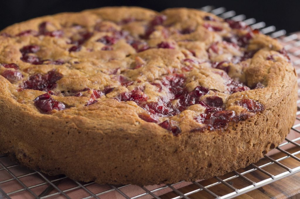 CRANBERRY - ORANGE FLAVORED CAKE